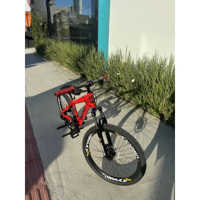 Bicicleta 26 Alumínio Gios 4TRIX, Cambio Shimano 24v., Freio a Disco Hidráulico Absolute, Suspensão Absolute c/ Trava, Aro VMAXX - Vermelho com Preto