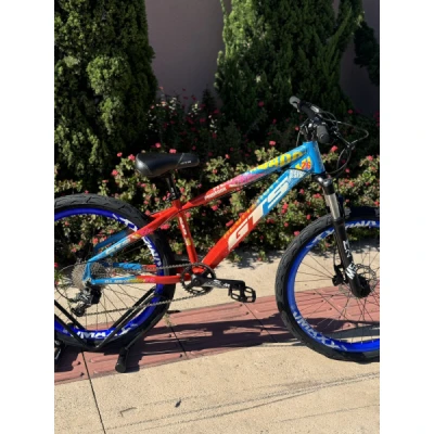 Bicicleta Aro 26 Alumínio GTS Predador, 9 Velocidades, Freio a Disco Hidraulico, Suspensção com Trava no Guidão, Aro VMAXX Azul - Vermelho e Azul